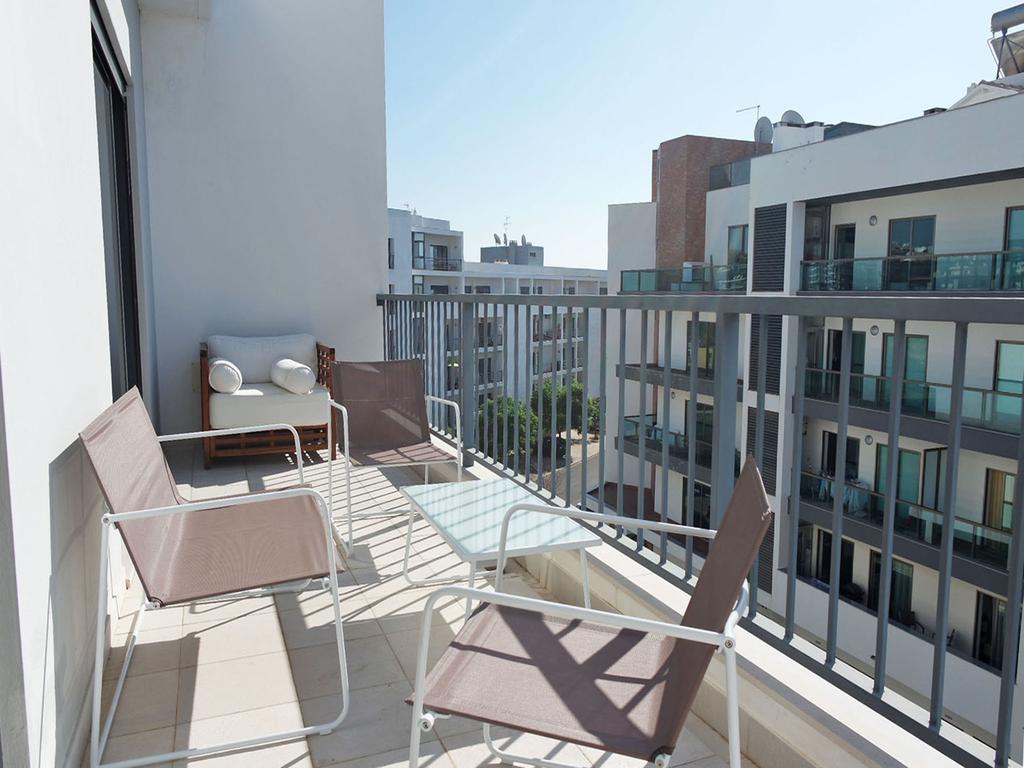Апартаменты B04 - Luxury 2 Bed W Terrace Pool Лагуш Экстерьер фото