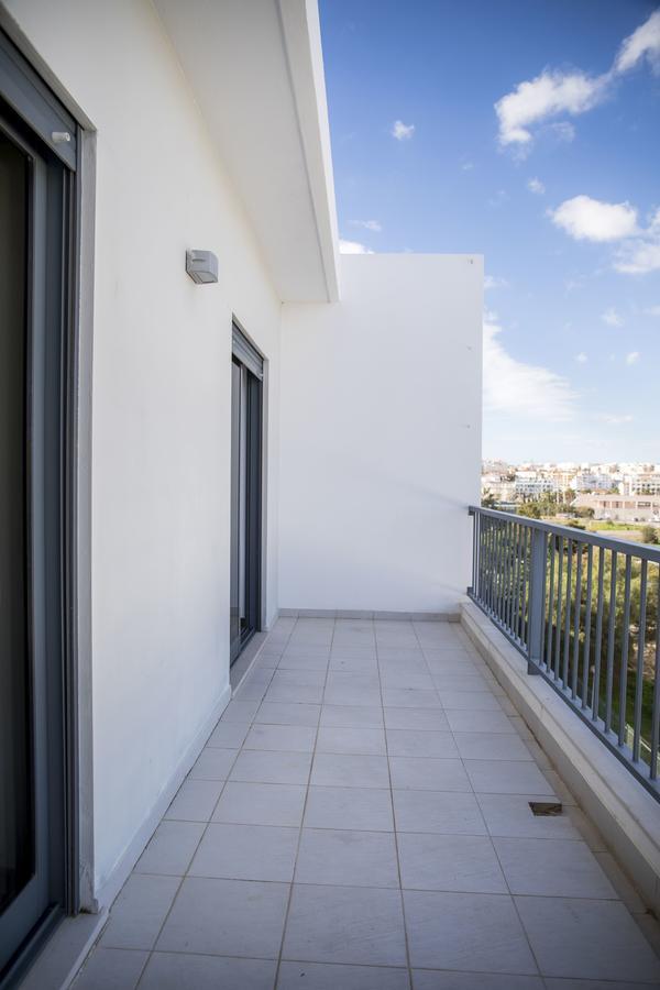 Апартаменты B04 - Luxury 2 Bed W Terrace Pool Лагуш Экстерьер фото